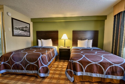 Super 8 by Wyndham Bangor image 19