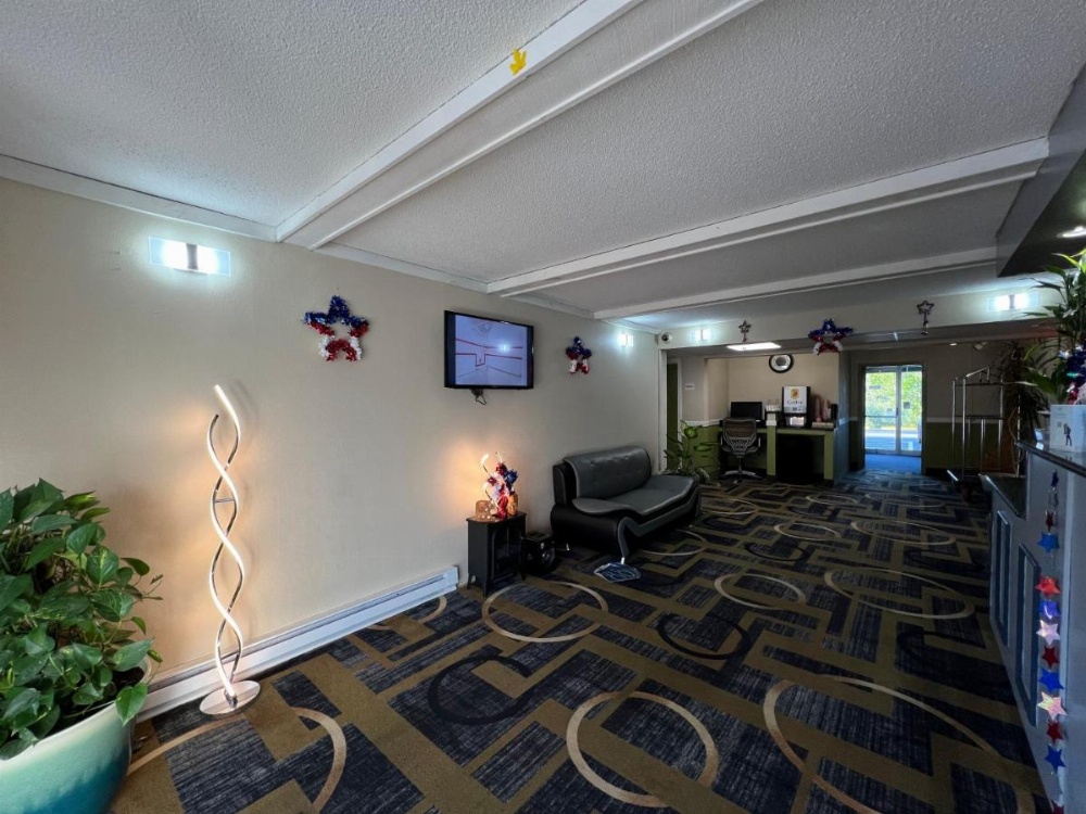 Super 8 by Wyndham Bangor Image 44