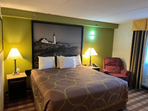 Super 8 by Wyndham Bangor image 47